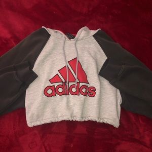 ADIDAS sweater